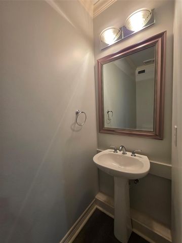 1714 Roy Street, Houston, TX 77007