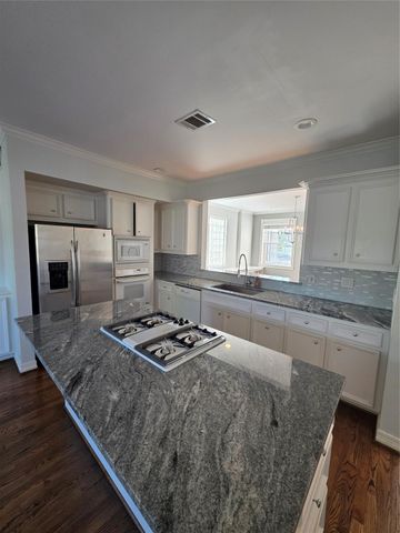 1714 Roy Street, Houston, TX 77007