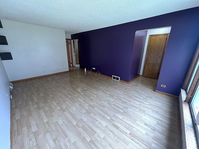 3939 W 84th Place, Chicago, IL 60652
