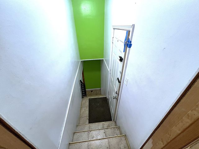 3939 W 84th Place, Chicago, IL 60652