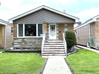 3939 W 84th Place, Chicago, IL 60652