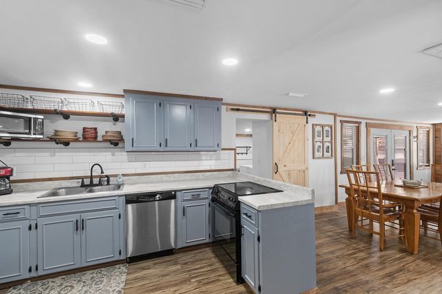 491 S Santa Barbara Drive, Abbeville, AL 36310