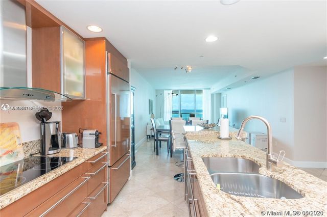3801 Collins Ave 1102, Miami Beach, FL 33140