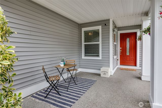 2731 SW Jabirin Way, Port Orchard, WA 98367