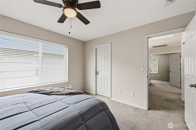 2731 SW Jabirin Way, Port Orchard, WA 98367