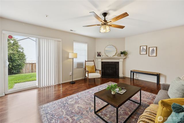 2731 SW Jabirin Way, Port Orchard, WA 98367