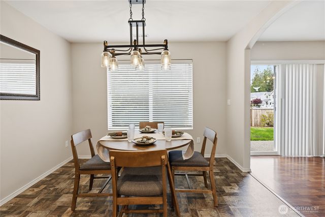 2731 SW Jabirin Way, Port Orchard, WA 98367