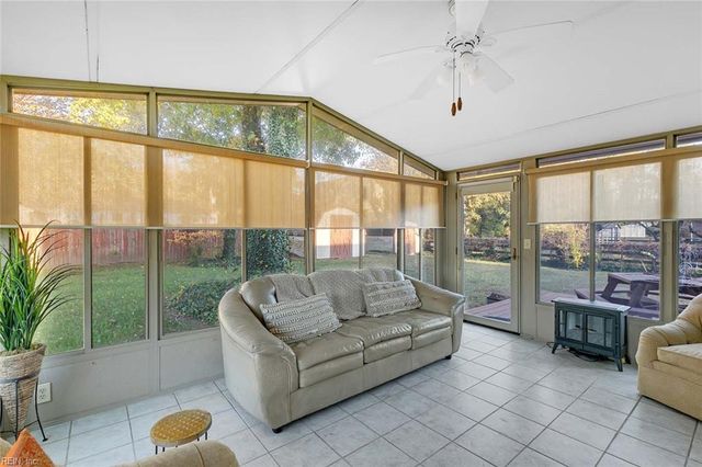 208 Telford DR, Newport News, VA 23602