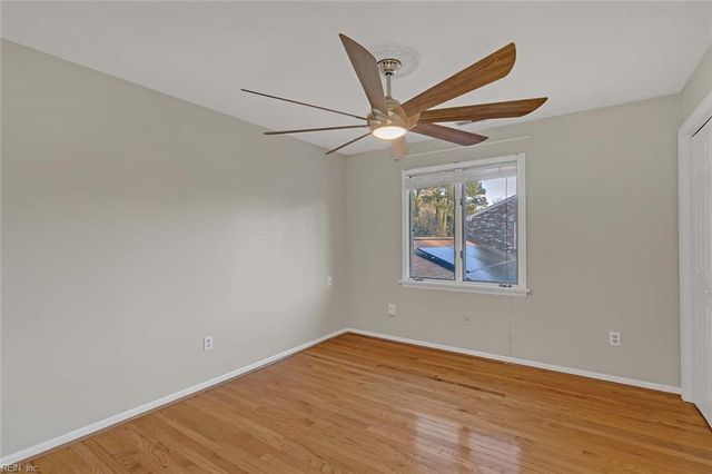 208 Telford DR, Newport News, VA 23602