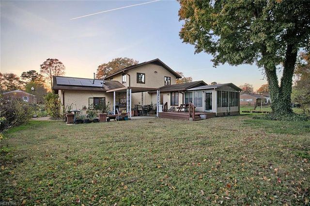 208 Telford DR, Newport News, VA 23602