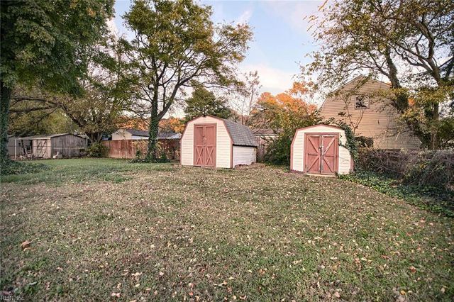 208 Telford DR, Newport News, VA 23602