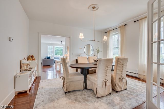 76 Spring St, Metuchen Boro, NJ 08840