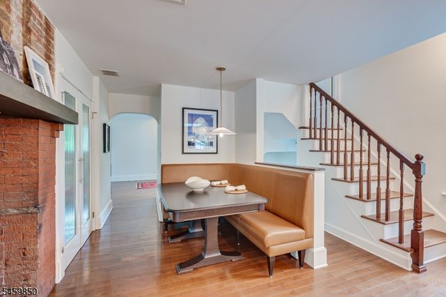76 Spring St, Metuchen Boro, NJ 08840