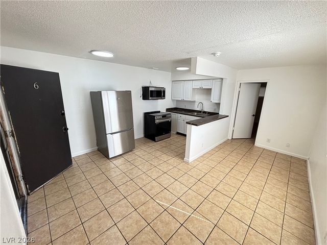 239 West Philadelphia Avenue 6, Las Vegas, NV 89102