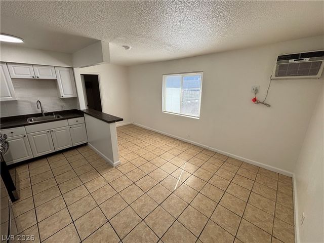 239 West Philadelphia Avenue 6, Las Vegas, NV 89102