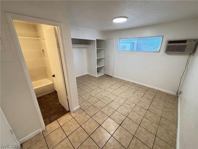 239 West Philadelphia Avenue 6, Las Vegas, NV 89102