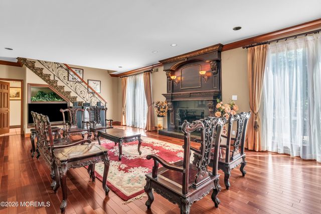 427 Fawns Run, Morganville, NJ 07751