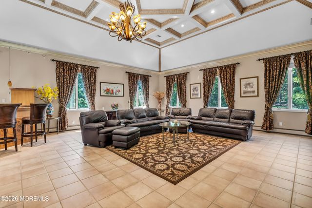 427 Fawns Run, Morganville, NJ 07751