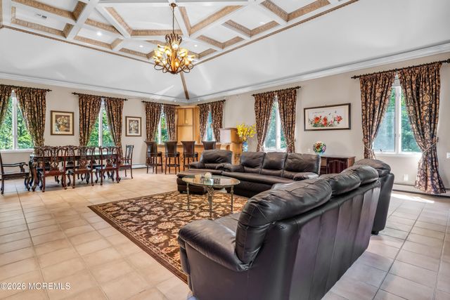 427 Fawns Run, Morganville, NJ 07751