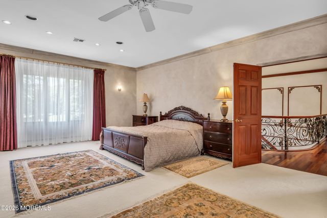 427 Fawns Run, Morganville, NJ 07751