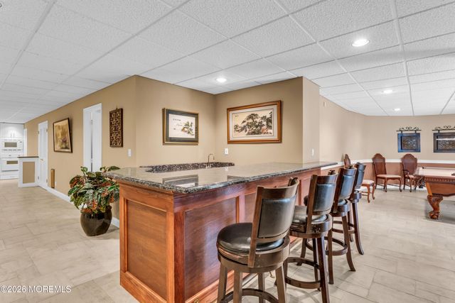 427 Fawns Run, Morganville, NJ 07751