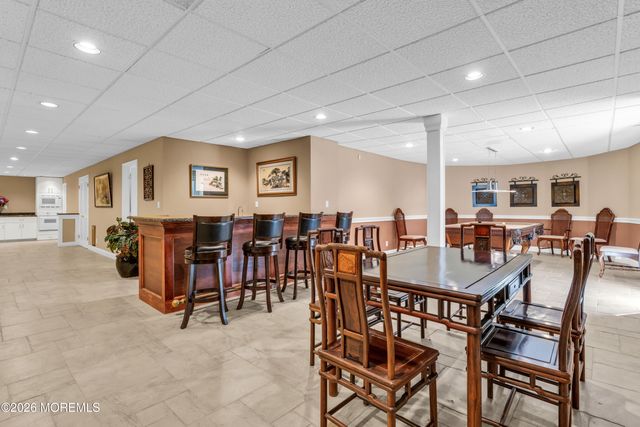 427 Fawns Run, Morganville, NJ 07751