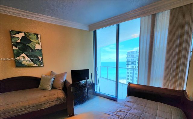 3101 S Ocean Dr 1106, Hollywood, FL 33019