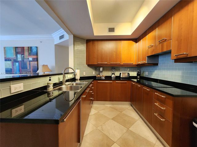3101 S Ocean Dr 1106, Hollywood, FL 33019