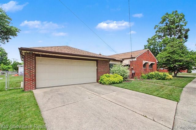 29115 Westfield Street, Livonia, MI 48150