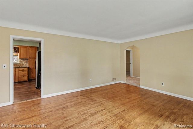 29115 Westfield Street, Livonia, MI 48150