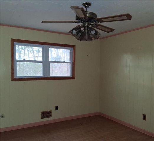 733 Chateau DR, Silver Creek, GA 30173