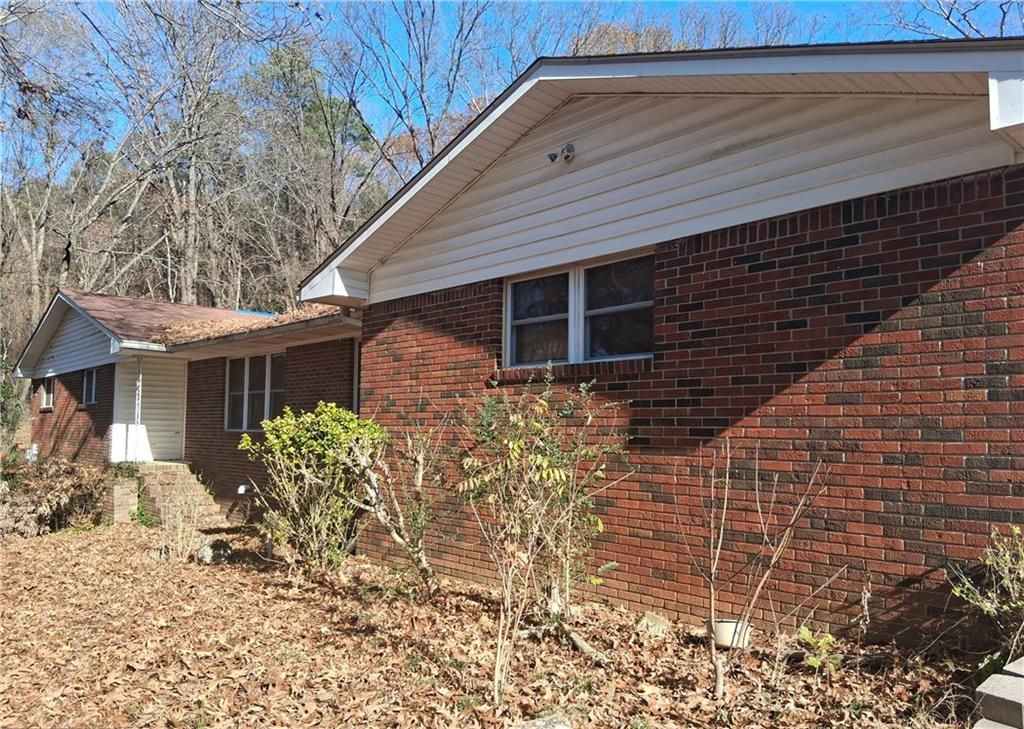 733 Chateau DR, Silver Creek, GA 30173