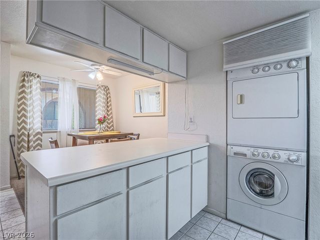 5921 Smoke Ranch Road C, Las Vegas, NV 89108