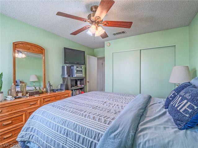 5921 Smoke Ranch Road C, Las Vegas, NV 89108