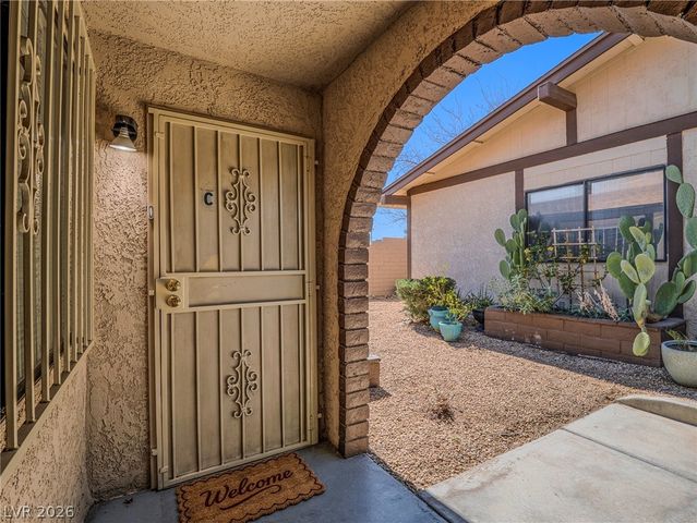5921 Smoke Ranch Road C, Las Vegas, NV 89108