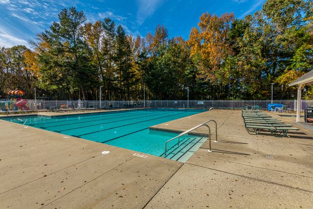 8700 Laurel Grove Lane, Charleston, SC 29420