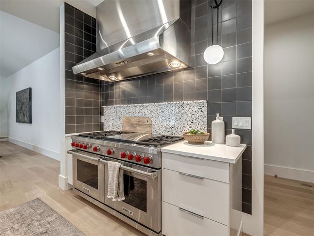 15613 Woodleaf Lane, Edmond, OK 73013