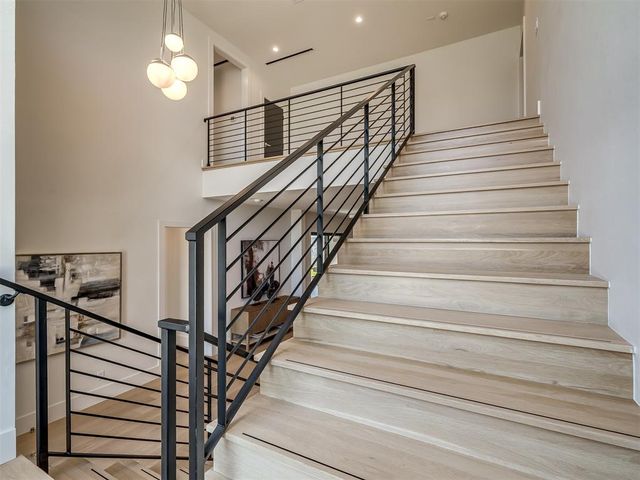 15613 Woodleaf Lane, Edmond, OK 73013