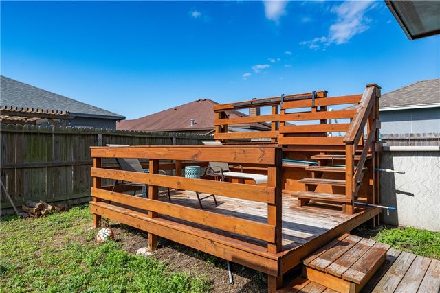 14217 Bowman Ct, Robstown, TX 78380