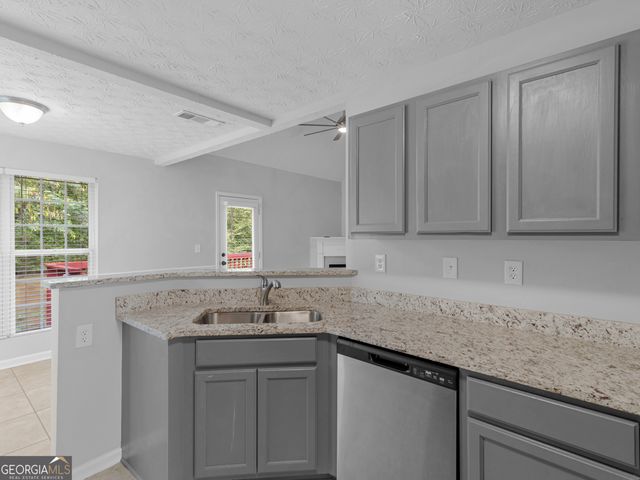 114 Madison Avenue, Jackson, GA 30233