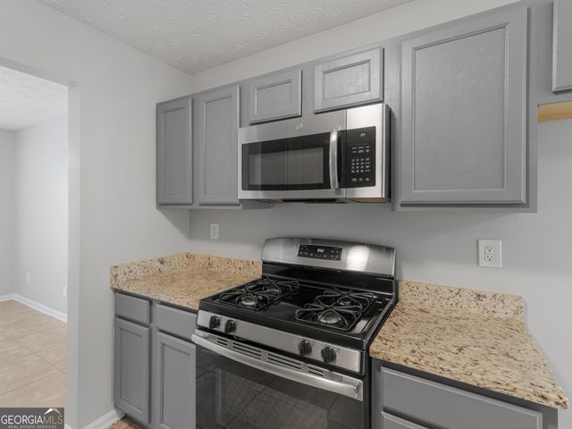 114 Madison Avenue, Jackson, GA 30233