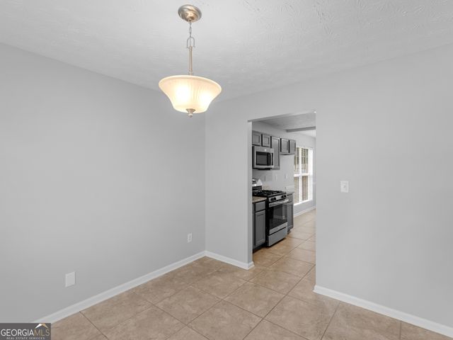 114 Madison Avenue, Jackson, GA 30233