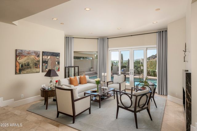 3500 E LINCOLN Drive 17, Phoenix, AZ 85018