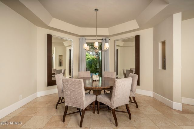 3500 E LINCOLN Drive 17, Phoenix, AZ 85018