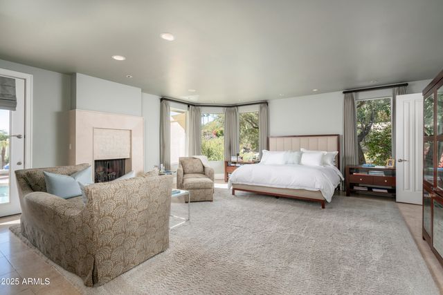 3500 E LINCOLN Drive 17, Phoenix, AZ 85018