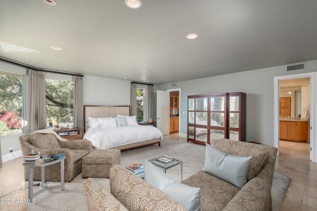 3500 E LINCOLN Drive 17, Phoenix, AZ 85018