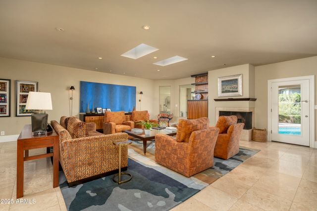 3500 E LINCOLN Drive 17, Phoenix, AZ 85018