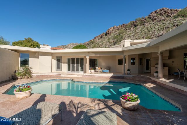 3500 E LINCOLN Drive 17, Phoenix, AZ 85018