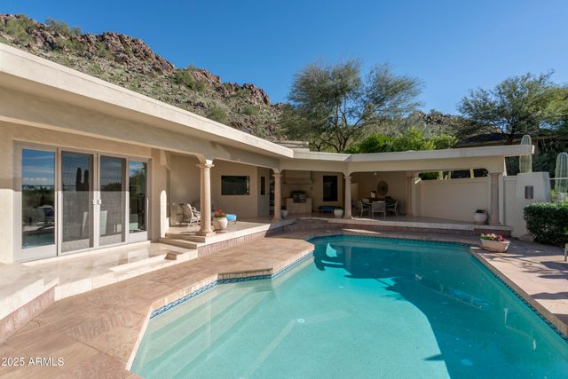 3500 E LINCOLN Drive 17, Phoenix, AZ 85018