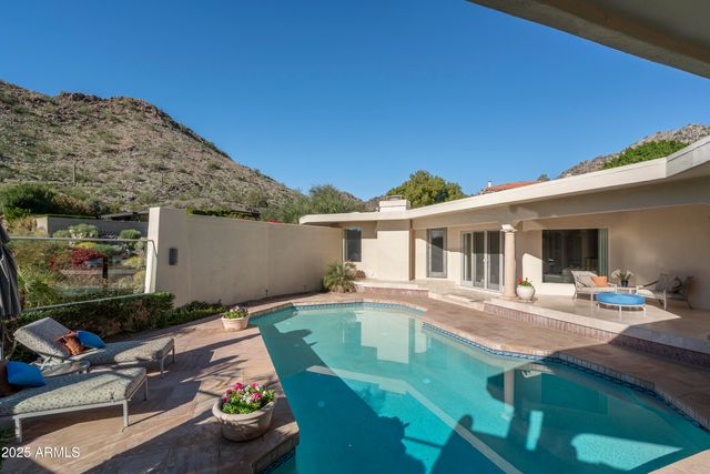 3500 E LINCOLN Drive 17, Phoenix, AZ 85018